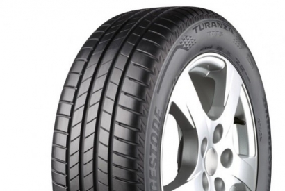 Bridgestone T005: debutta il nuovo pneumatico Touring